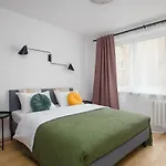 Lejlighed Srodmiescie Homely By Bookinghost