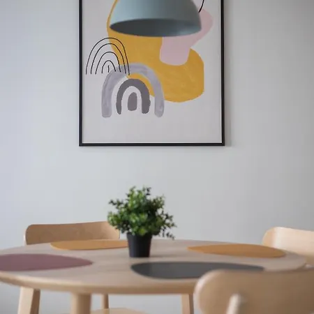 Srodmiescie Homely Apartment Warsaw