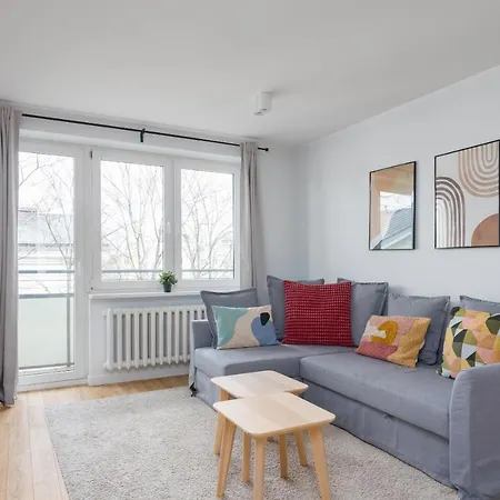 Srodmiescie Homely Apartment
